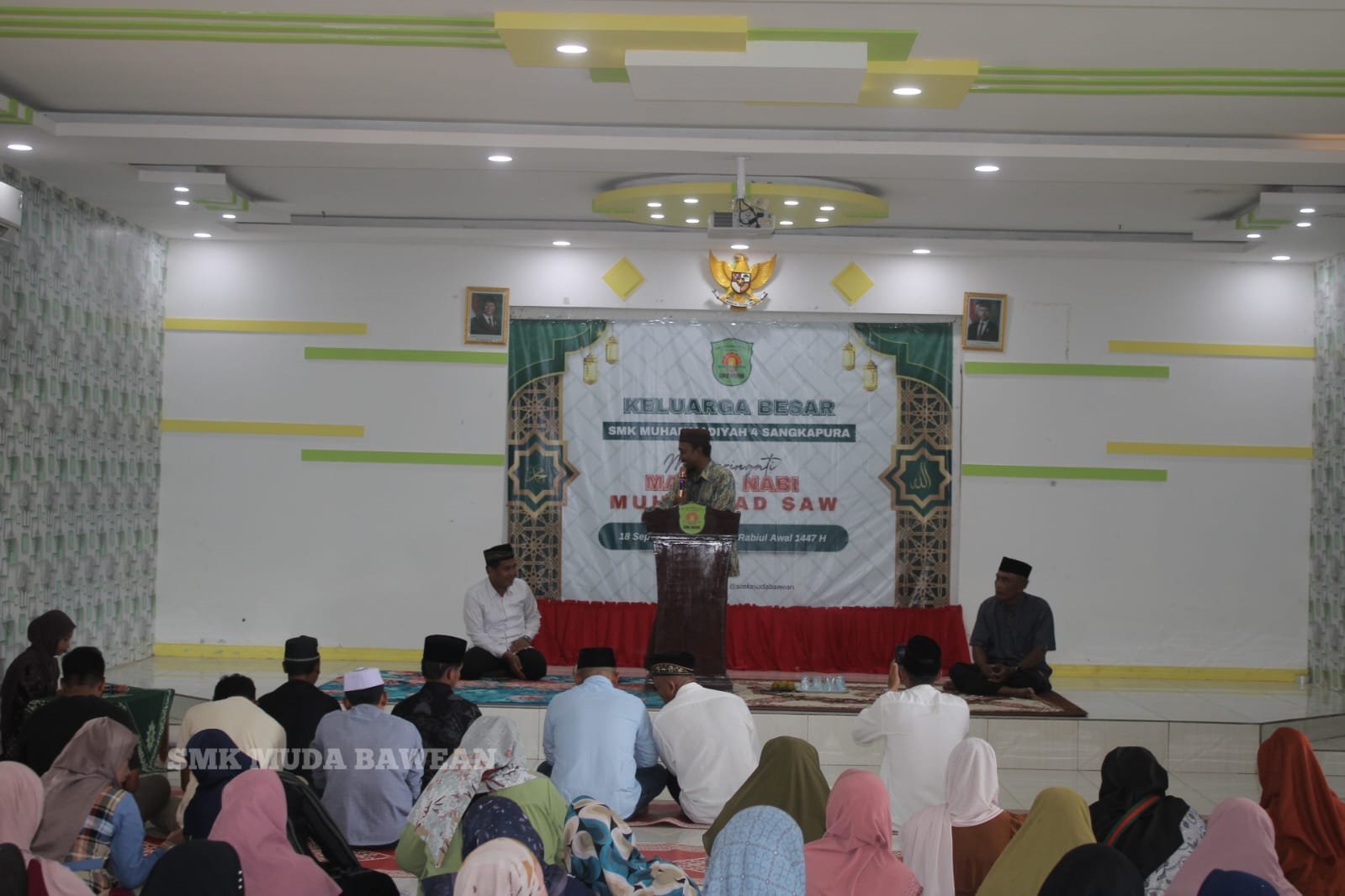 Thumbnail: Momentum Peringatan Maulid Nabi Muhammad SAW di SMK MUDA Bawean bersama Siswa dan Wali Murid