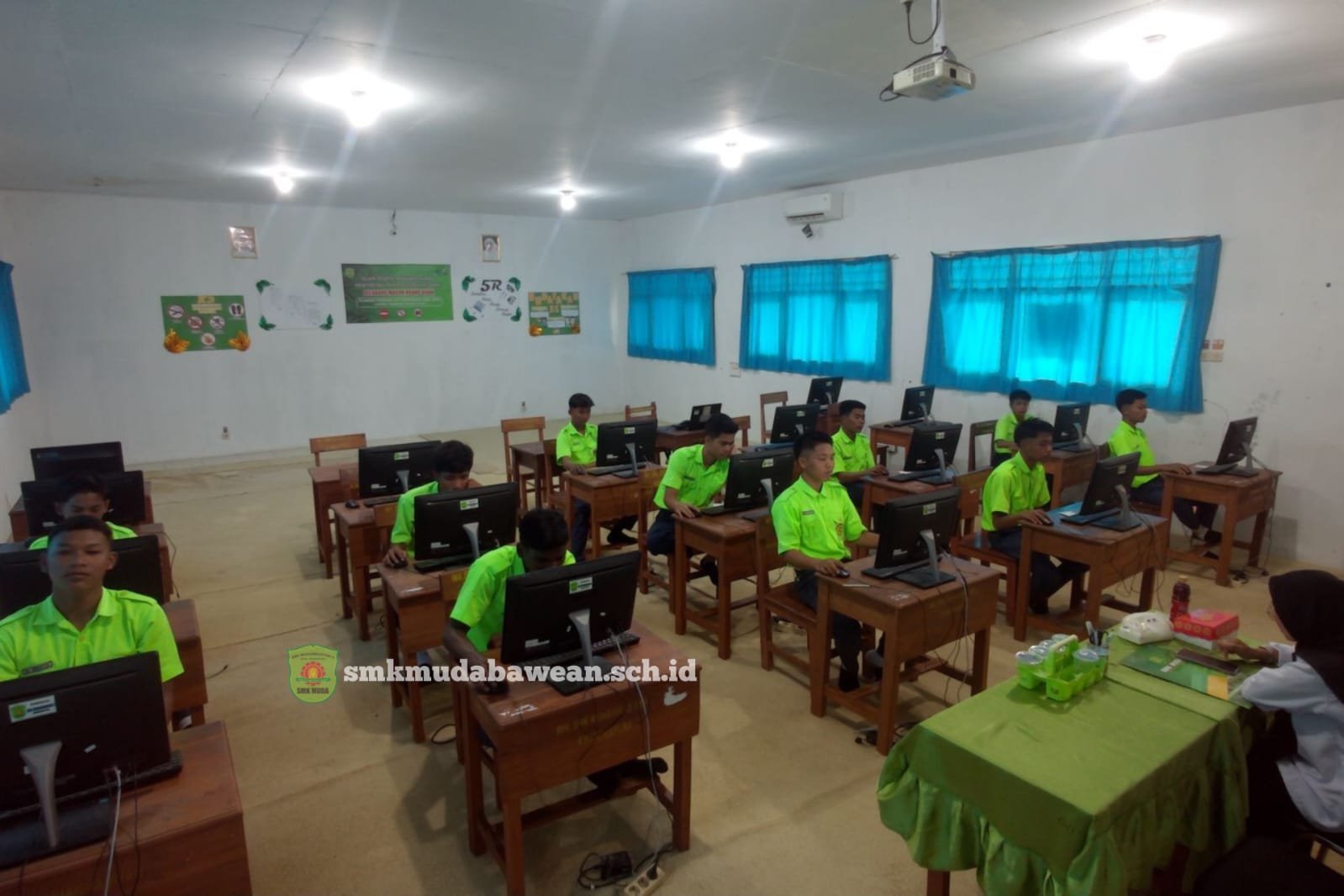 Thumbnail: TKA 2025 SUKSES dilaksanakan  di SMK MUDA Bawean